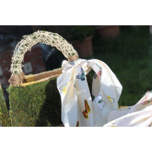 Handmade Moss Purse | Fully Lined | Functional | Spring Moss Bag | Easter Basket - Picture 11 of 15